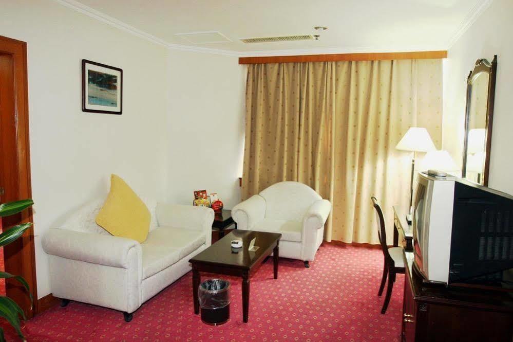 Baoding Zhong Yin Hotel Εξωτερικό φωτογραφία