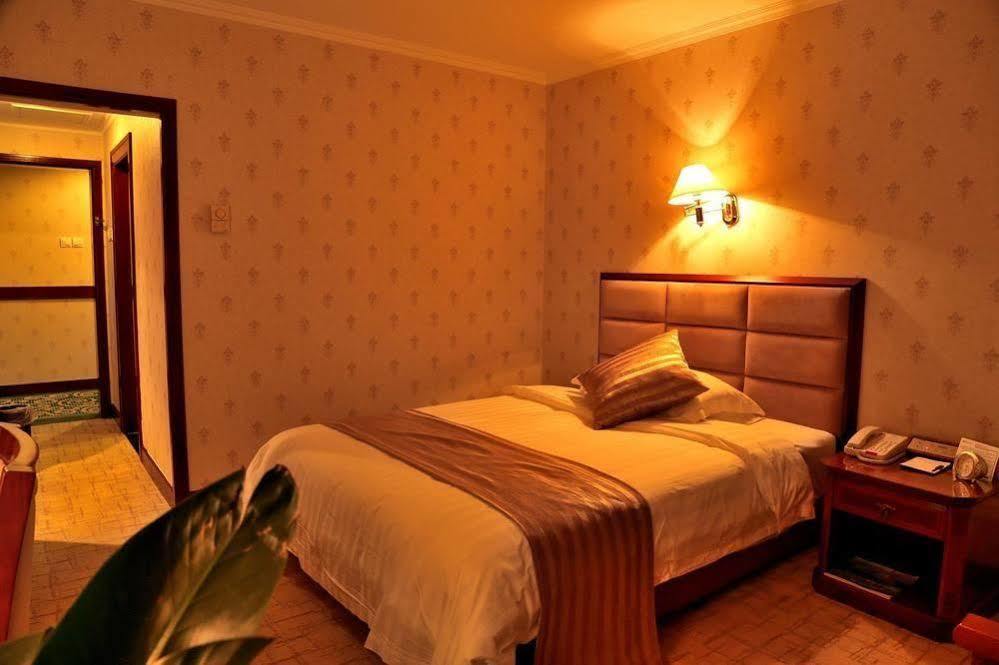 Baoding Zhong Yin Hotel Εξωτερικό φωτογραφία