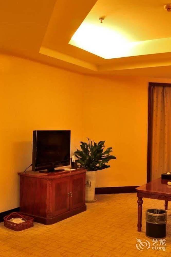 Baoding Zhong Yin Hotel Εξωτερικό φωτογραφία