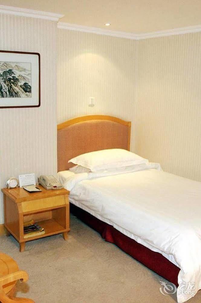 Baoding Zhong Yin Hotel Εξωτερικό φωτογραφία